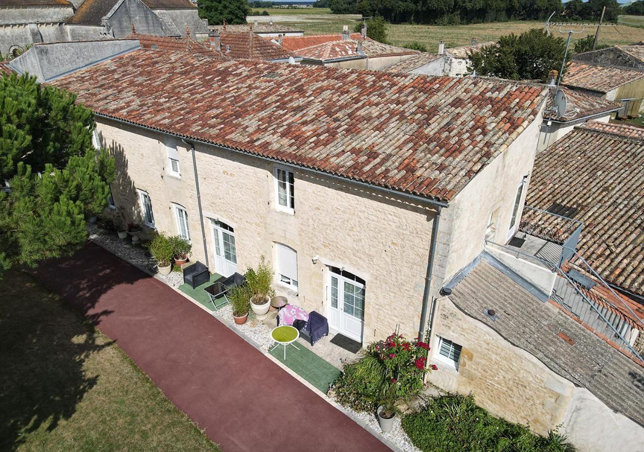 Jardin D'Arcy - Chambres D'Hotes Avec Piscine Et Spa Bois Bagian luar foto