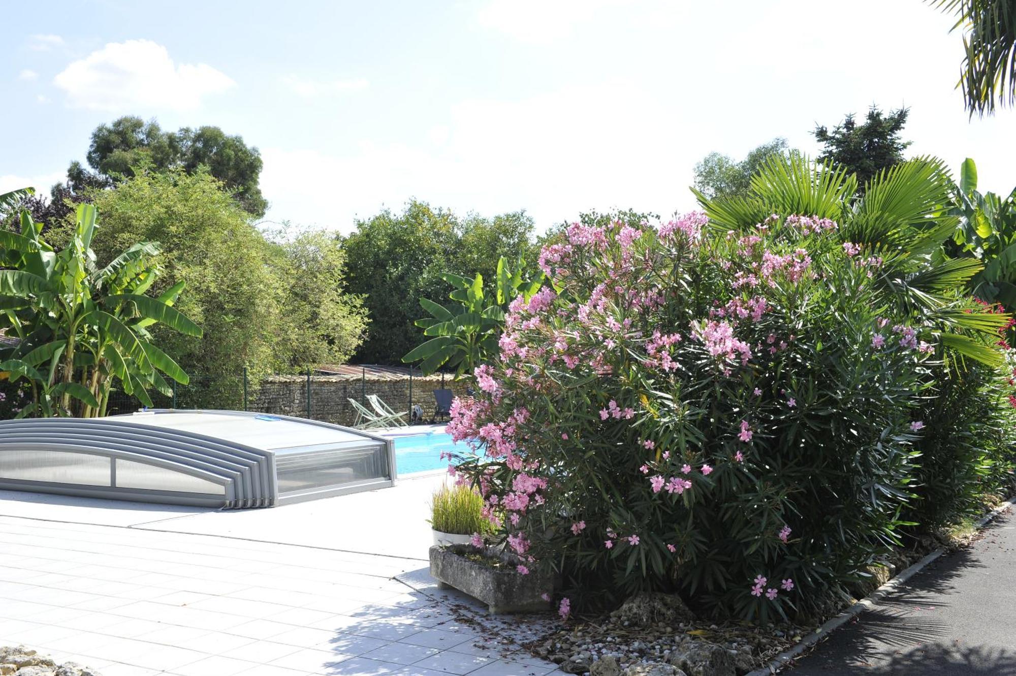 Jardin D'Arcy - Chambres D'Hotes Avec Piscine Et Spa Bois Bagian luar foto