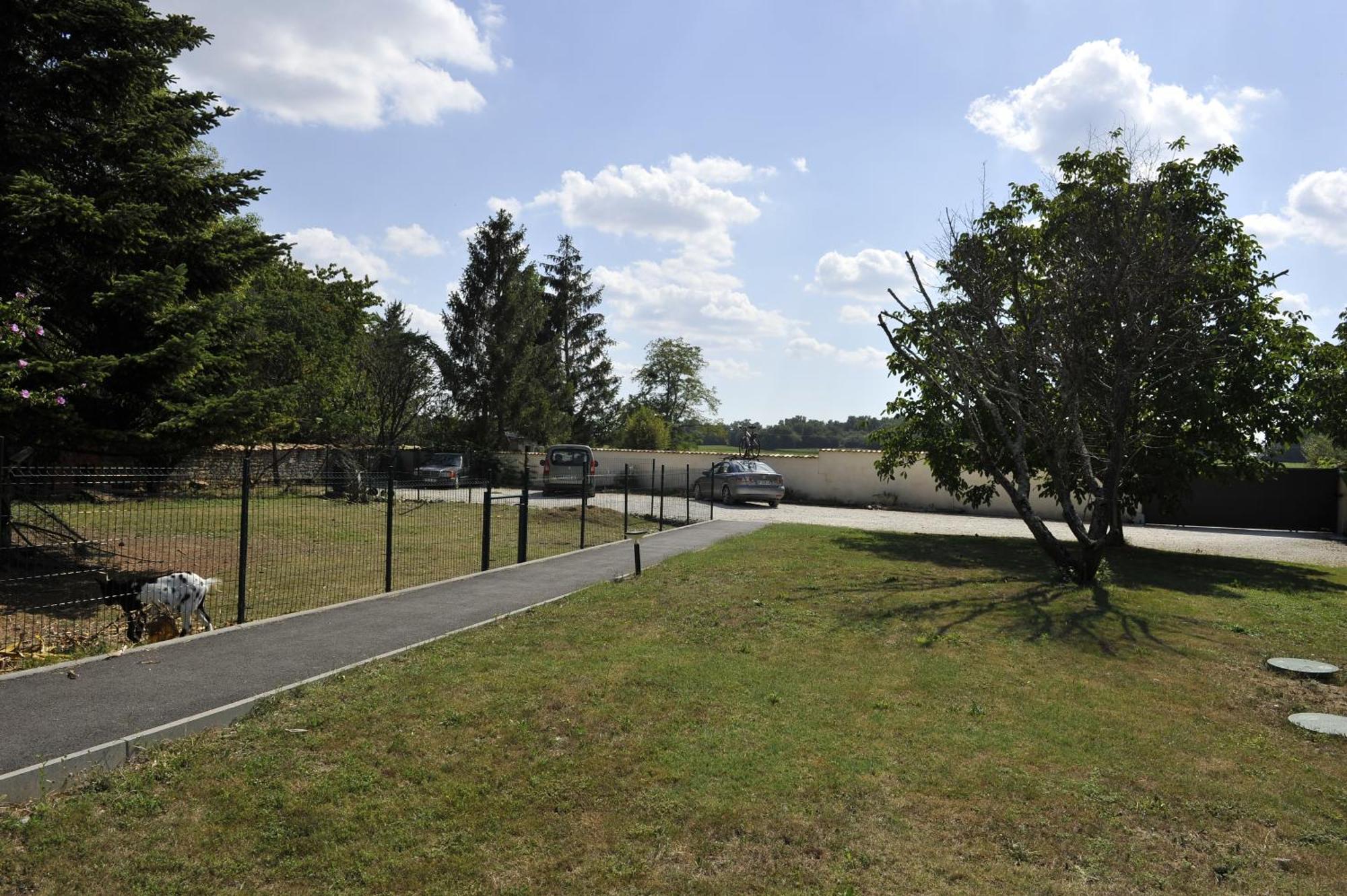 Jardin D'Arcy - Chambres D'Hotes Avec Piscine Et Spa Bois Bagian luar foto