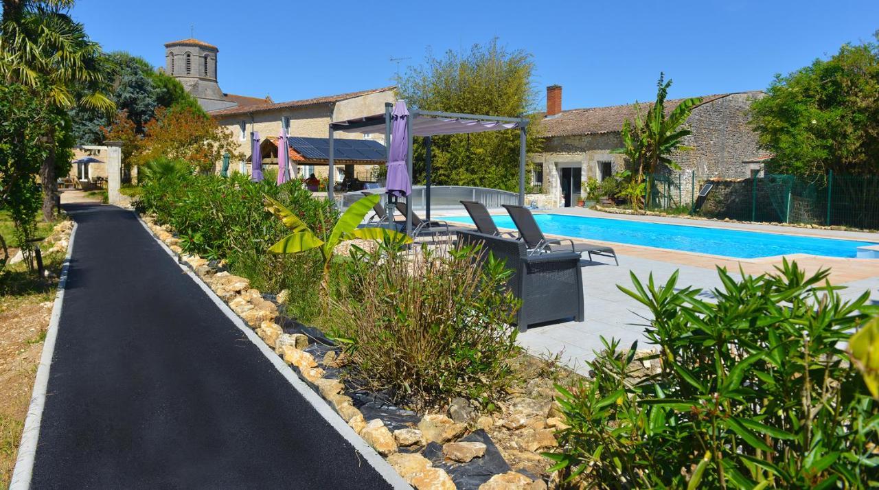 Jardin D'Arcy - Chambres D'Hotes Avec Piscine Et Spa Bois Bagian luar foto